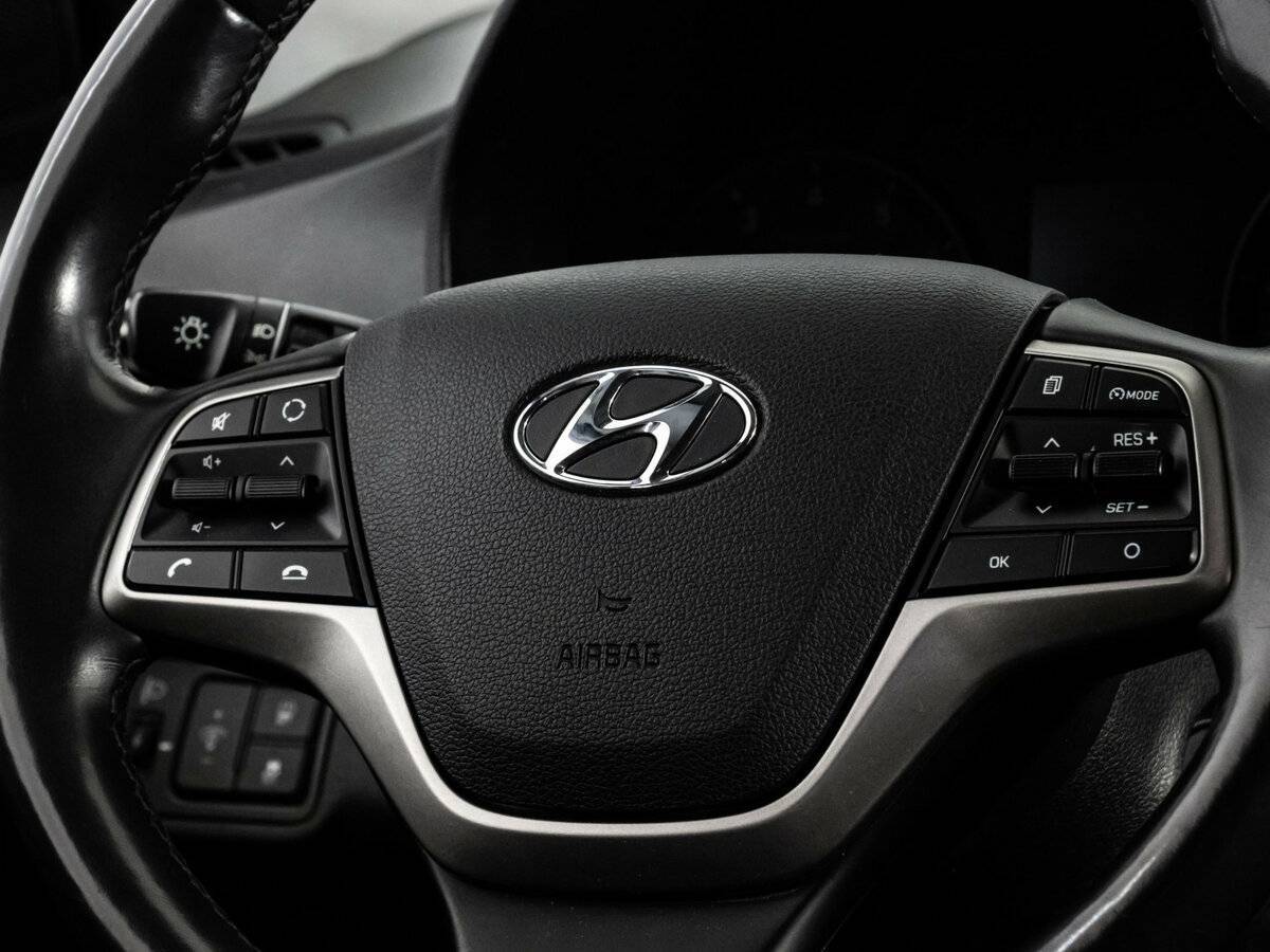 Купить Hyundai Solaris с пробегом. Фото: #12