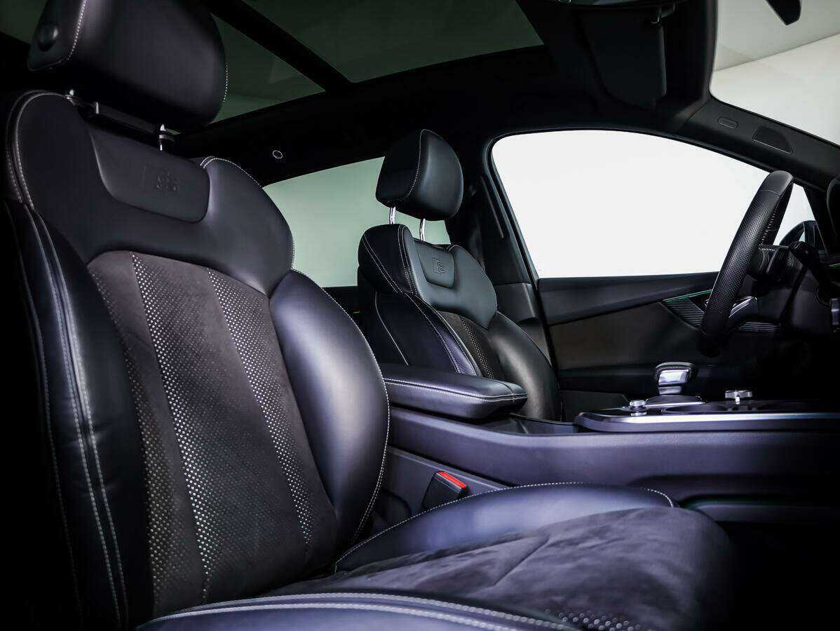 Купить Audi Q7 с пробегом. Фото: #10