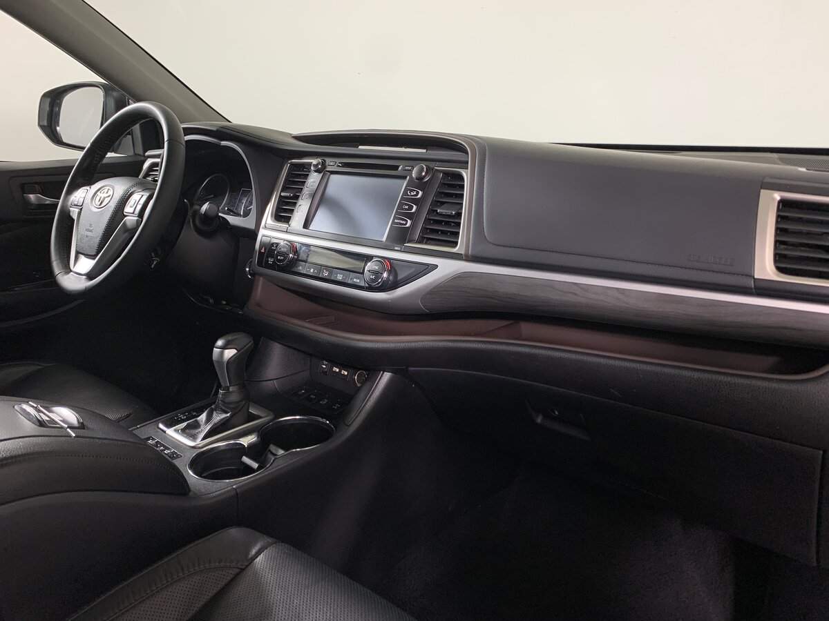 Купить Toyota Highlander с пробегом. Фото: #12