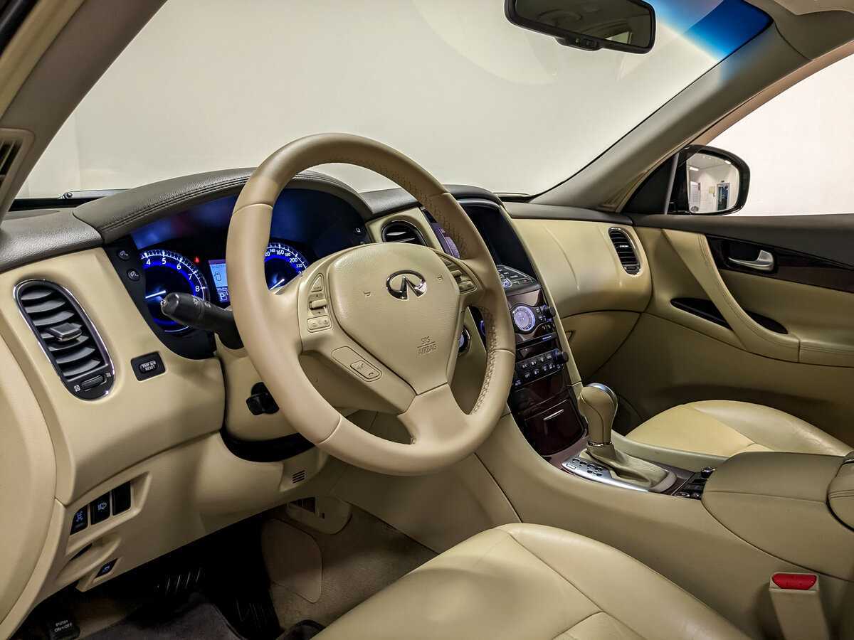 Купить Infiniti QX50 с пробегом. Фото: #16