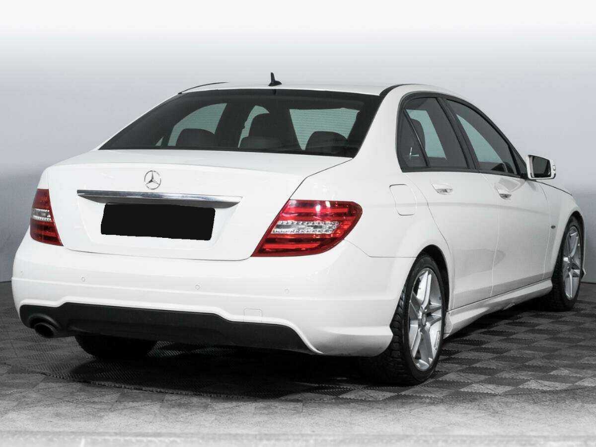 Купить Mercedes-Benz C-Класс с пробегом. Фото: #4