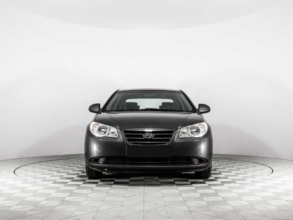 Купить Hyundai Elantra с пробегом. Фото: #1