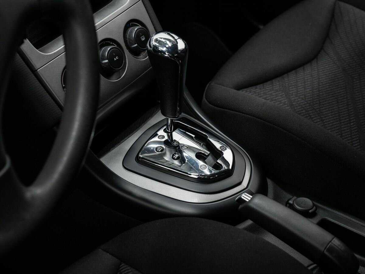 Купить Peugeot 308 с пробегом. Фото: #13