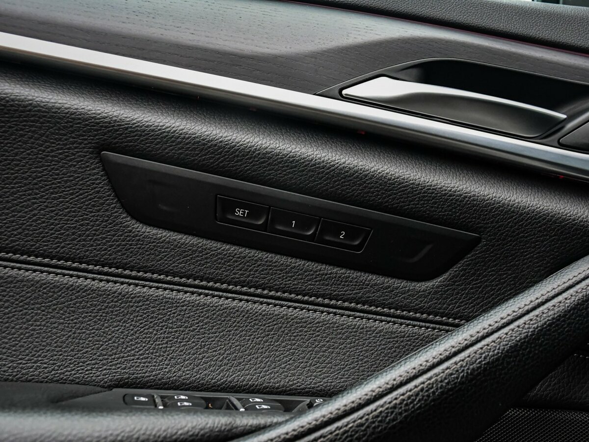 Купить BMW 5 серии с пробегом. Фото: #22