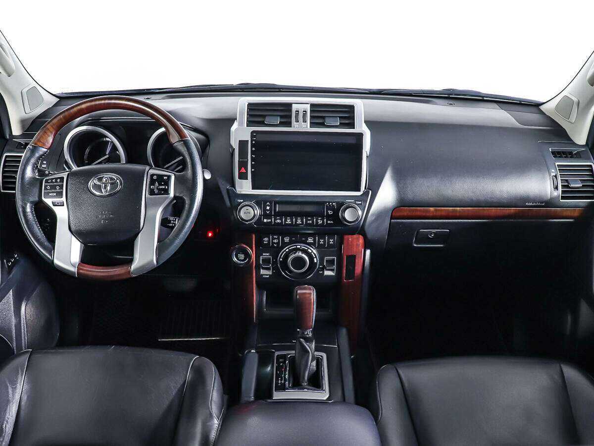 Купить Toyota Land Cruiser Prado с пробегом. Фото: #9