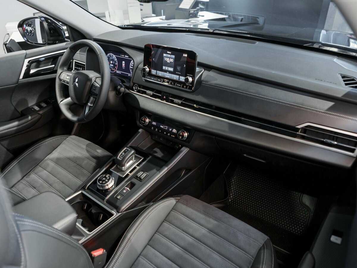 Купить Mitsubishi Outlander с пробегом. Фото: #13