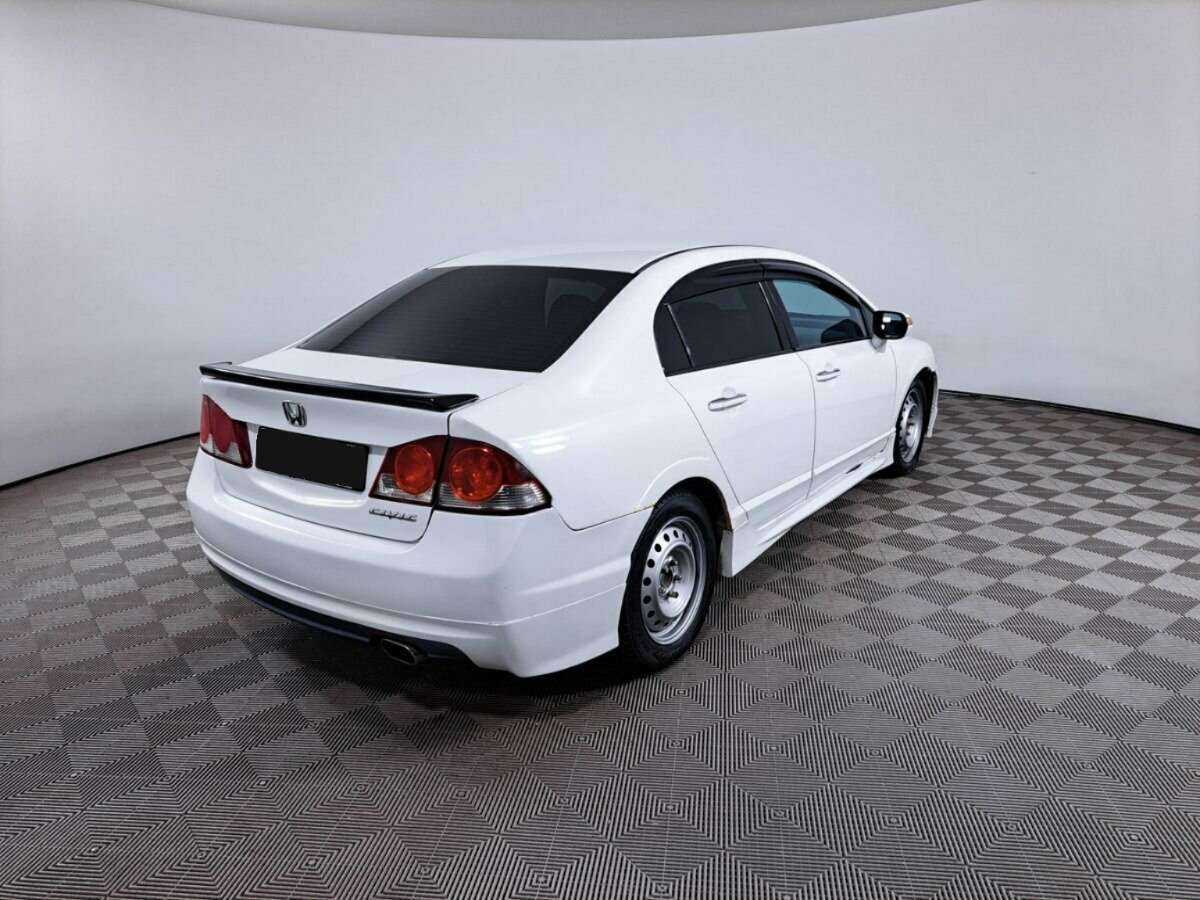 Купить Honda Civic с пробегом. Фото: #4