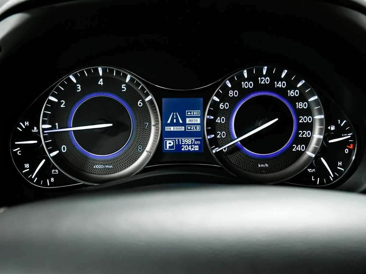 Купить Infiniti QX80 с пробегом. Фото: #8