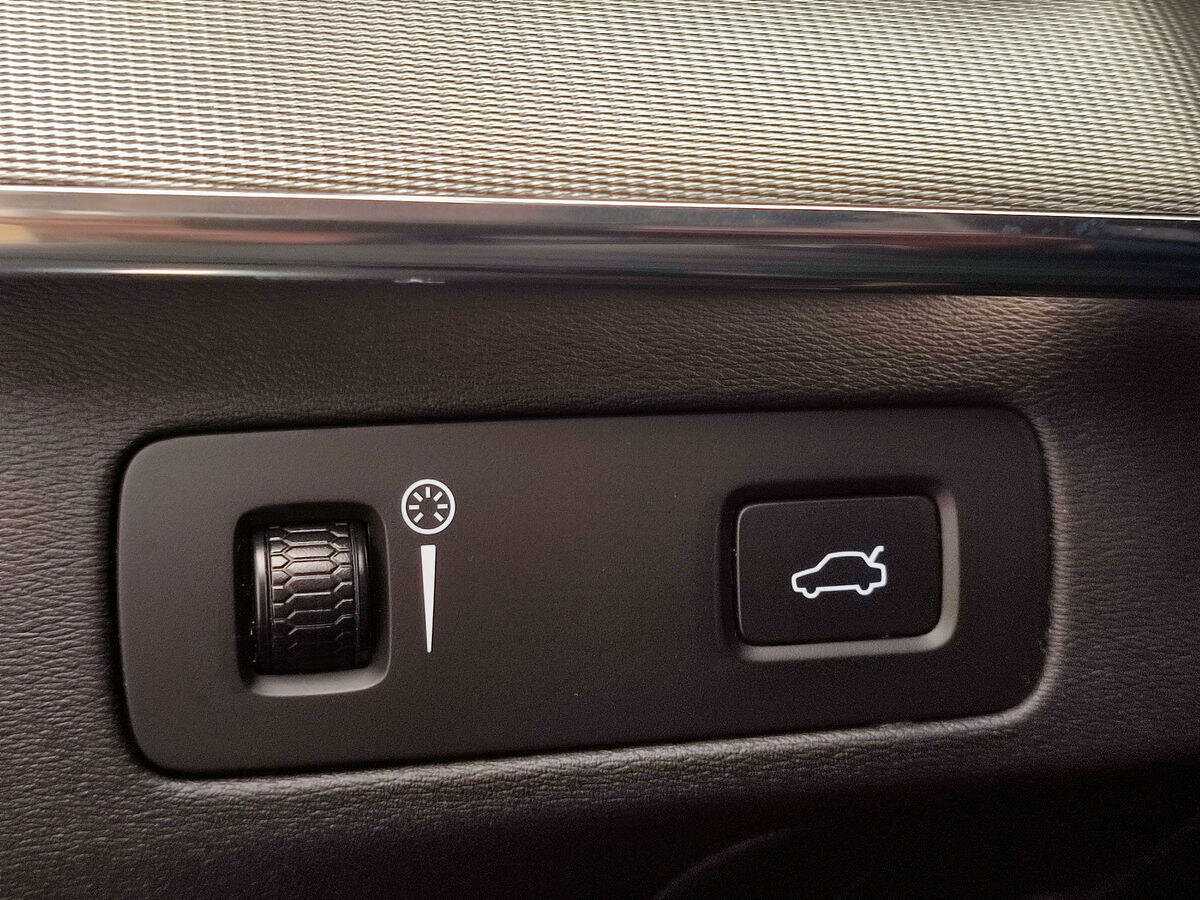 Купить Volvo XC90 с пробегом. Фото: #14