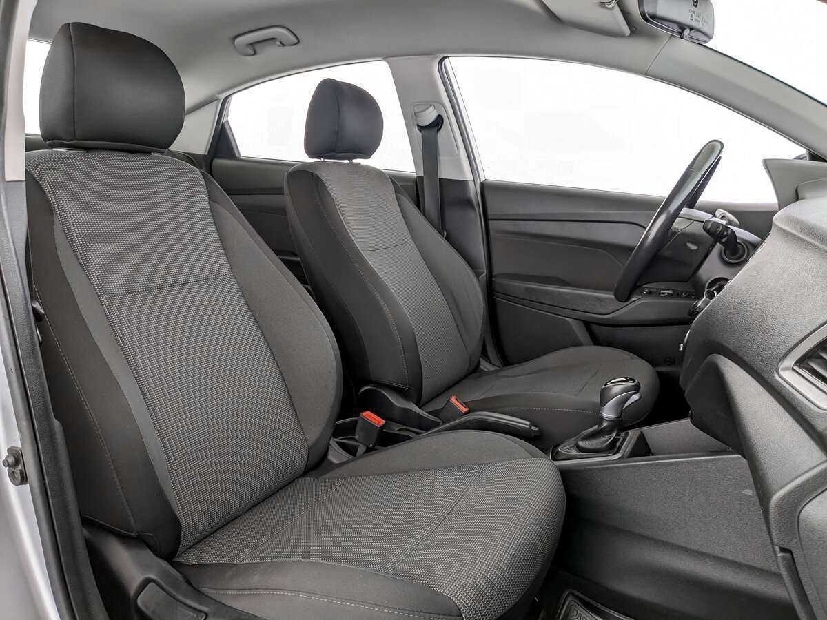 Купить Hyundai Solaris с пробегом. Фото: #22