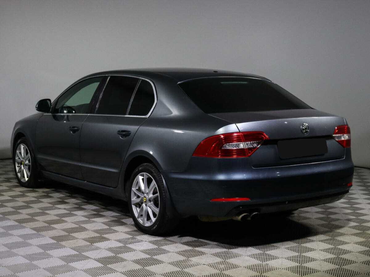 Купить Skoda Superb с пробегом. Фото: #6