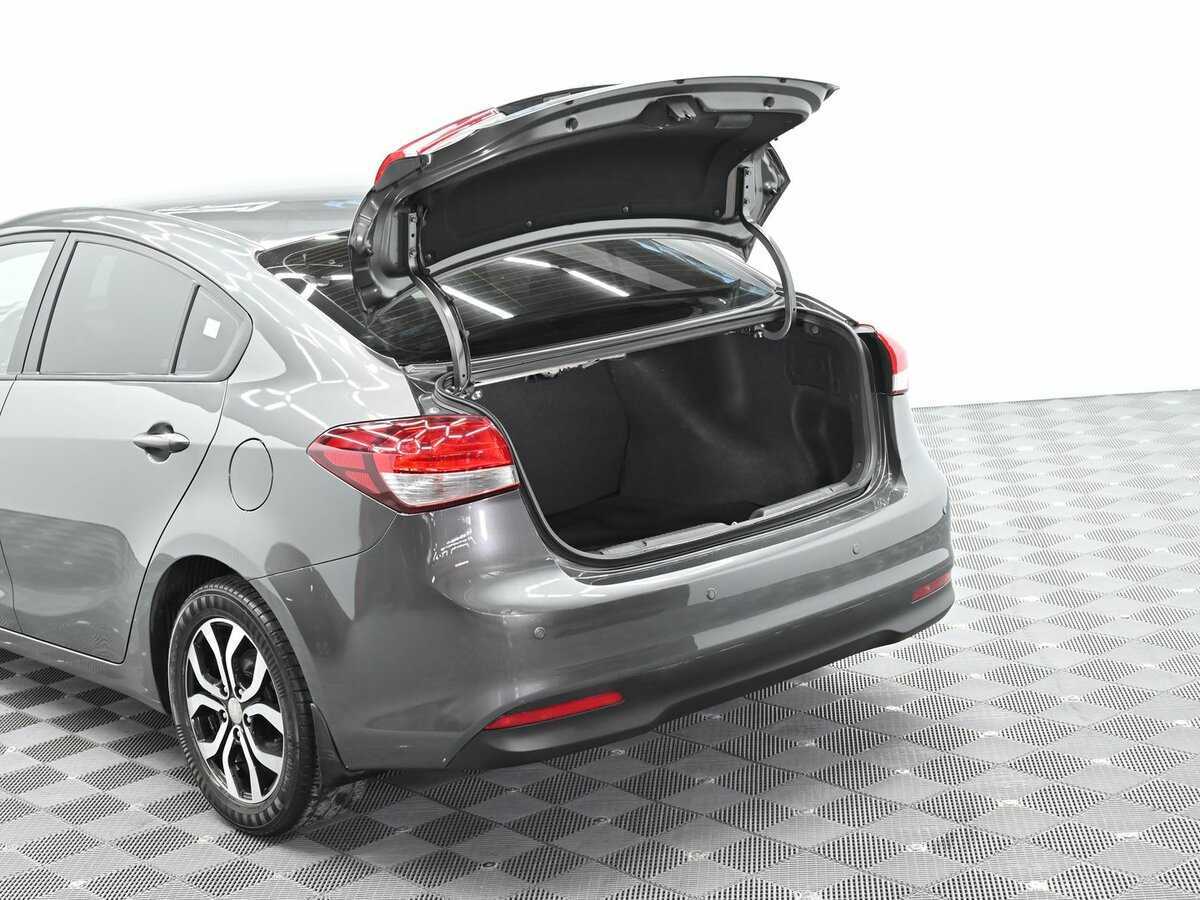 Купить Kia Cerato с пробегом. Фото: #4