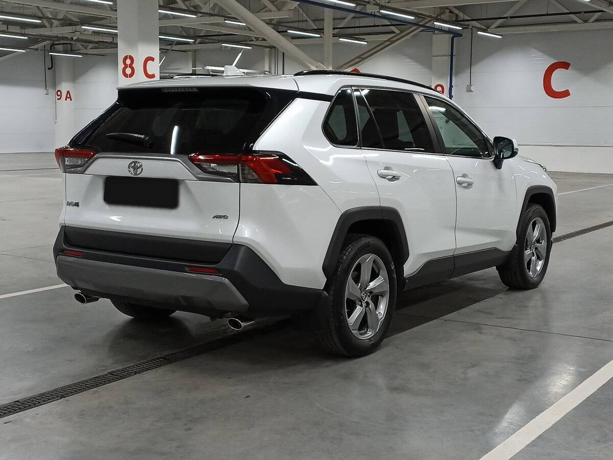 Купить Toyota RAV4 с пробегом. Фото: #4
