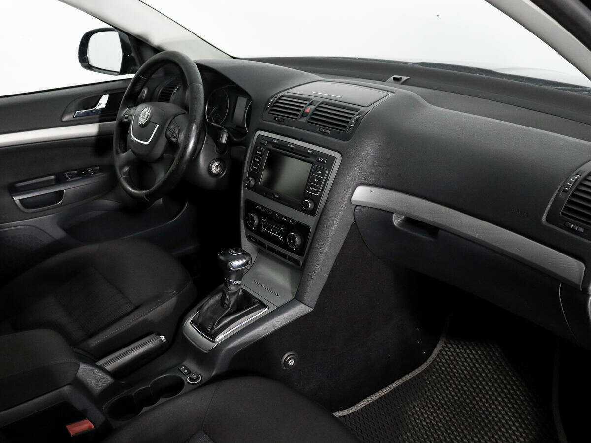 Купить Skoda Octavia с пробегом. Фото: #8