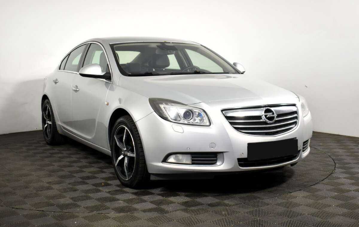 Купить Opel Insignia с пробегом. Фото: #2