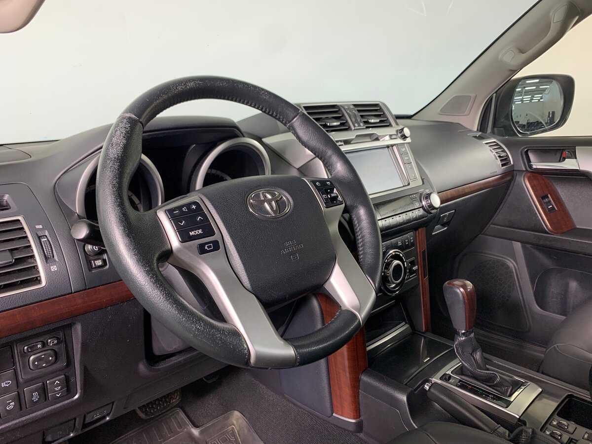Купить Toyota Land Cruiser Prado с пробегом. Фото: #11