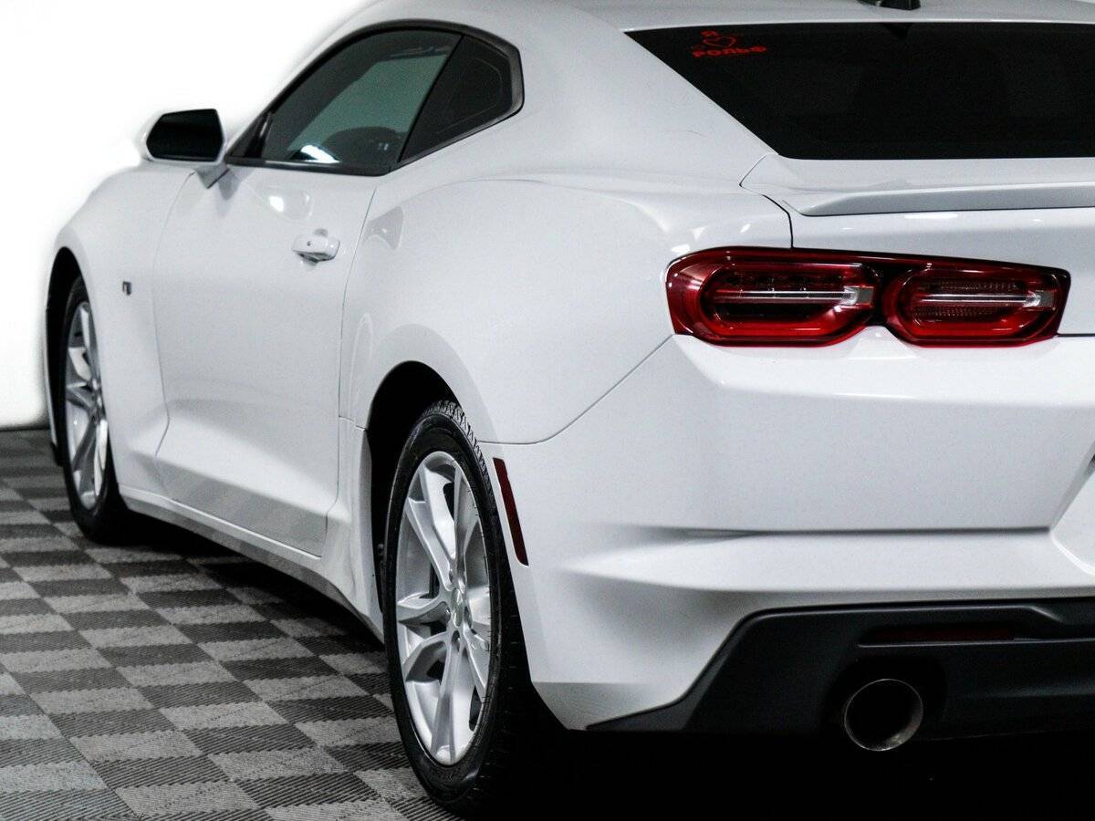Купить Chevrolet Camaro с пробегом. Фото: #19