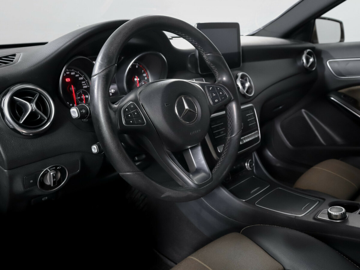 Купить Mercedes-Benz GLA с пробегом. Фото: #12