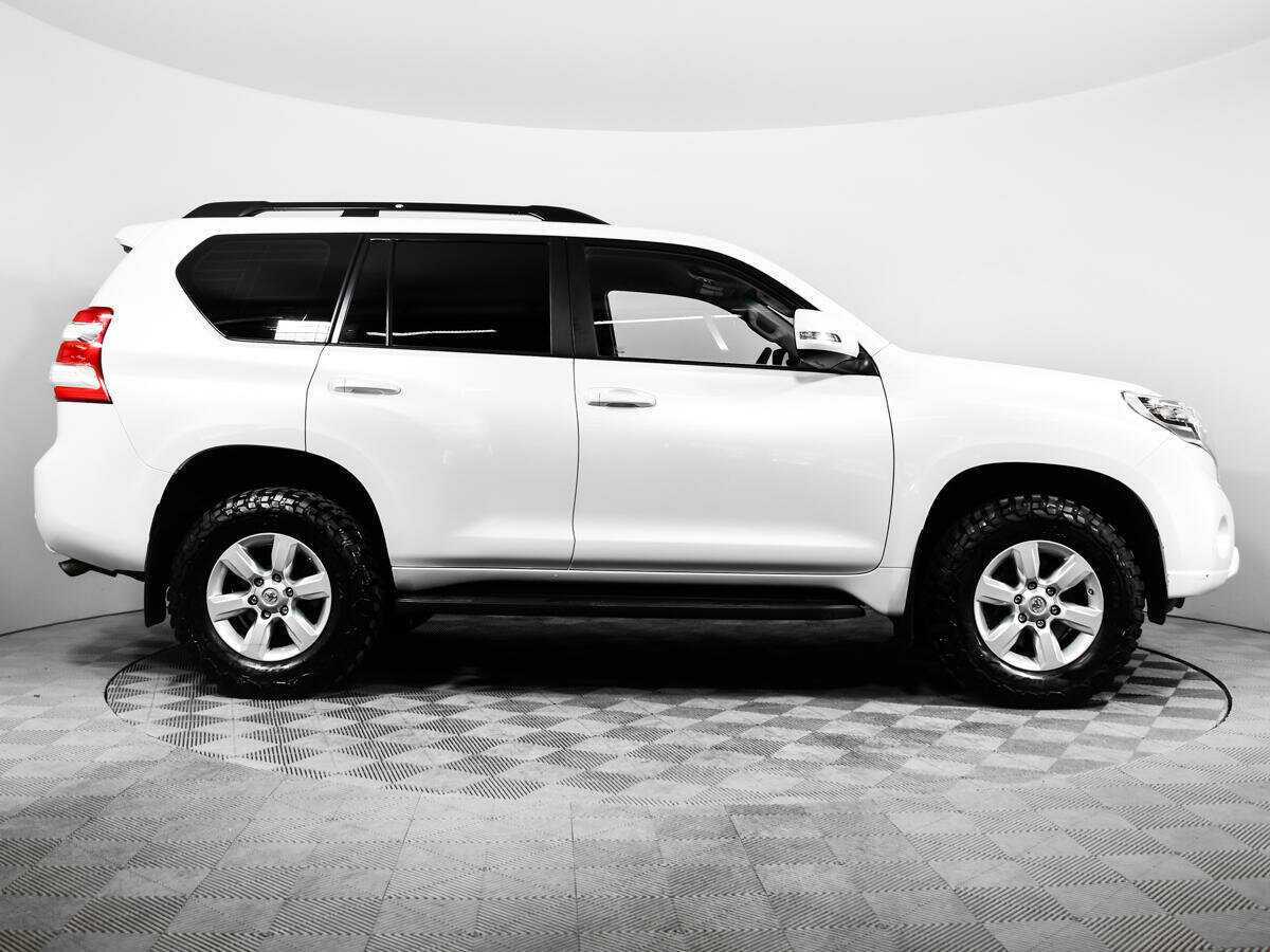 Купить Toyota Land Cruiser Prado с пробегом. Фото: #3