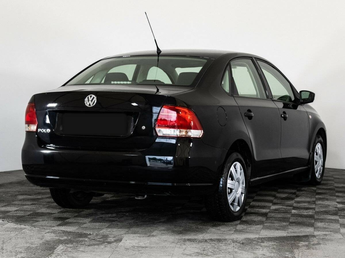 Купить Volkswagen Polo с пробегом. Фото: #4