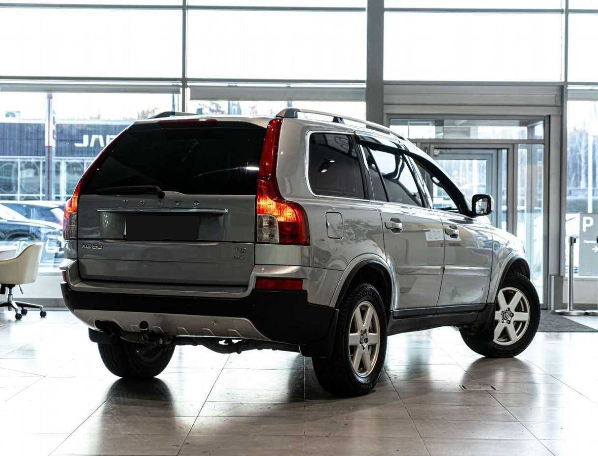 Купить Volvo XC90 с пробегом. Фото: #2