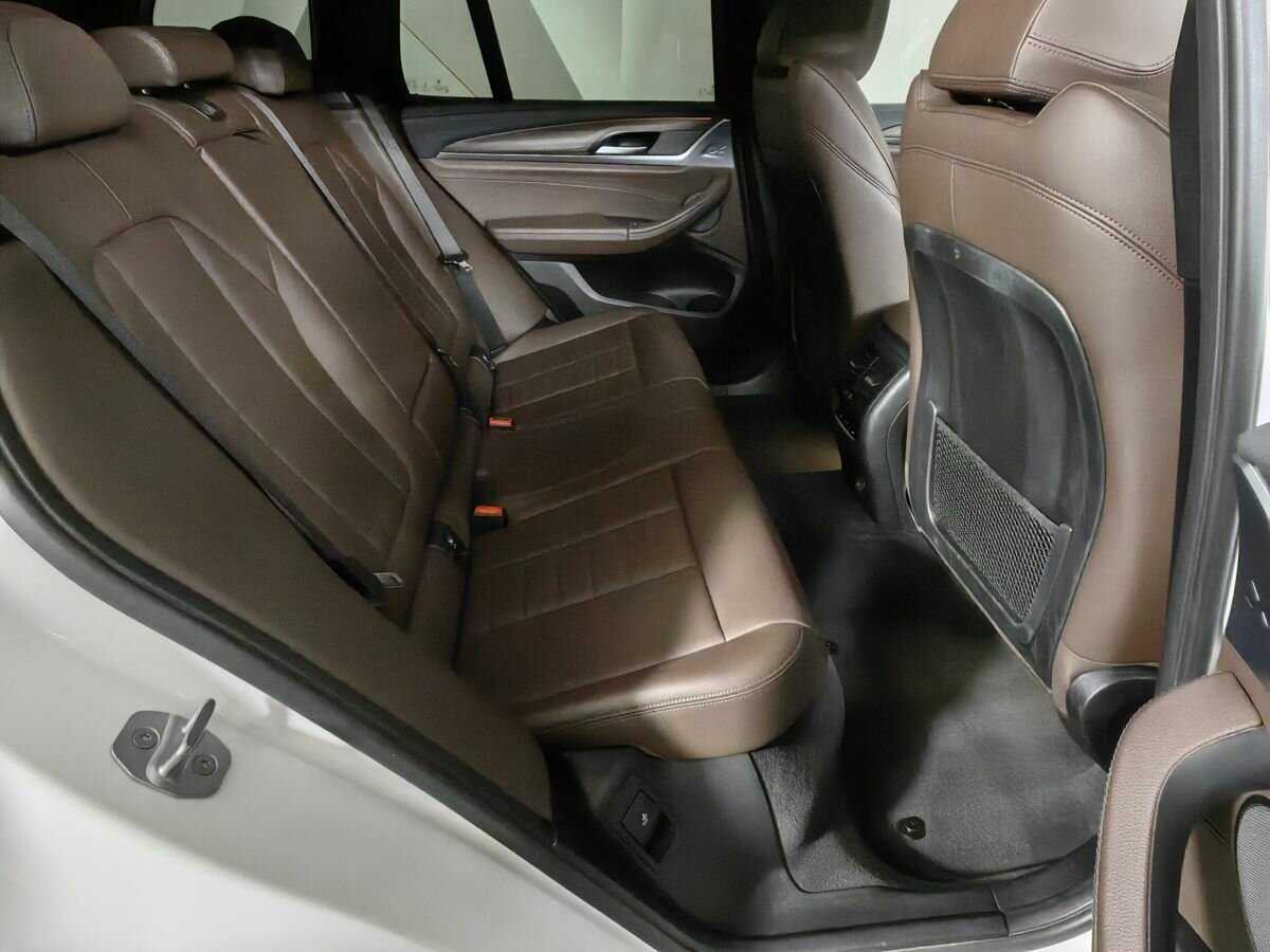 Купить BMW X3 с пробегом. Фото: #9