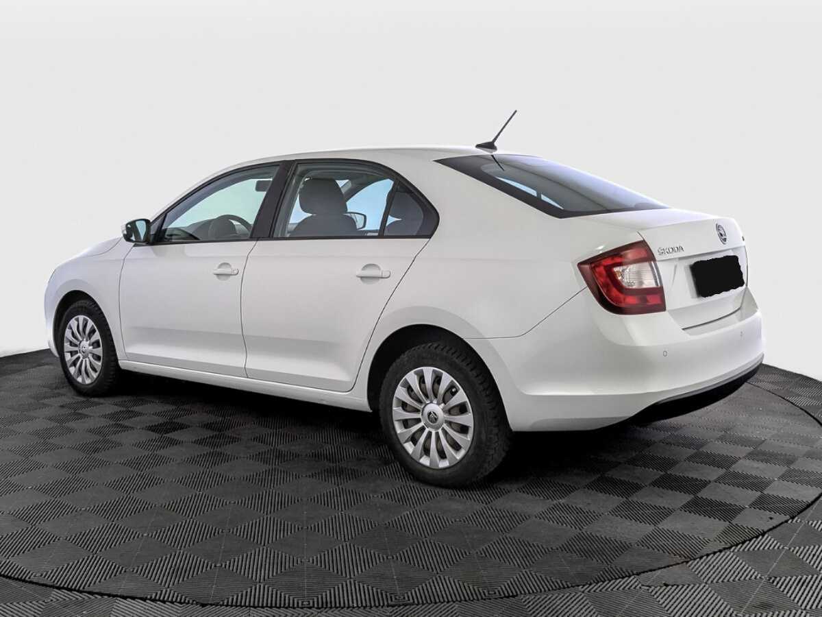Купить Skoda Rapid с пробегом. Фото: #6