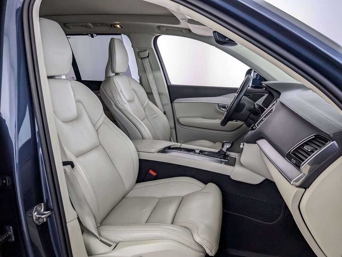 Купить Volvo XC90 с пробегом. Фото: #18