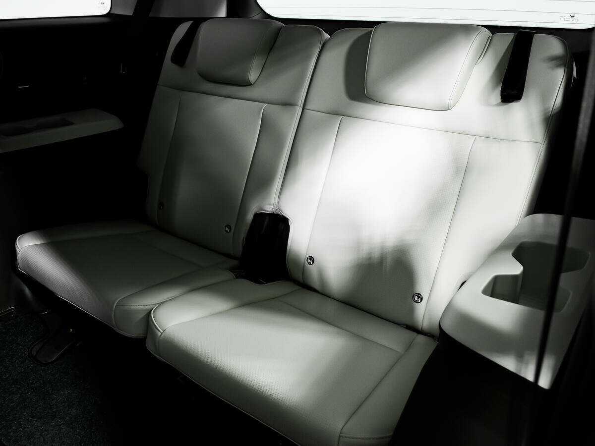 Купить Hyundai Santa Fe с пробегом. Фото: #12