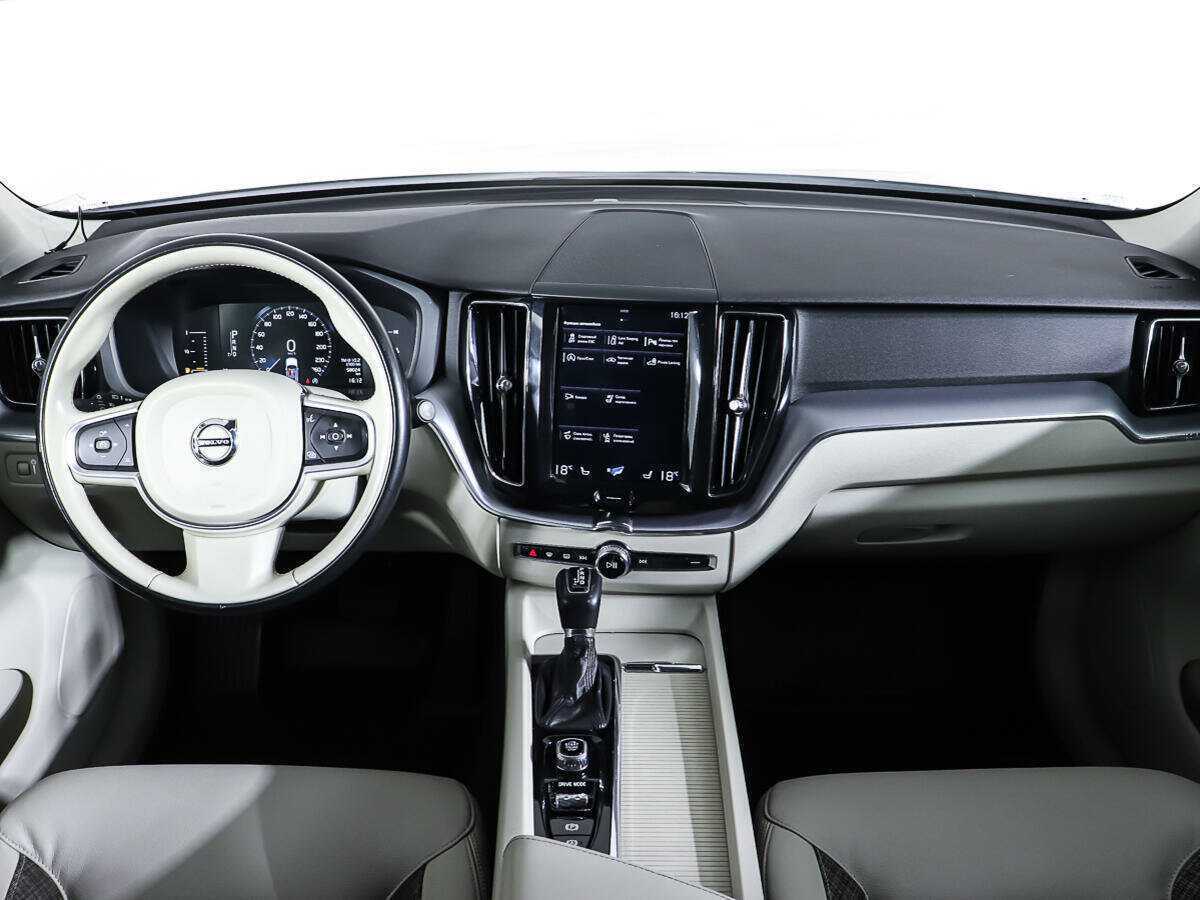 Купить Volvo XC60 с пробегом. Фото: #10