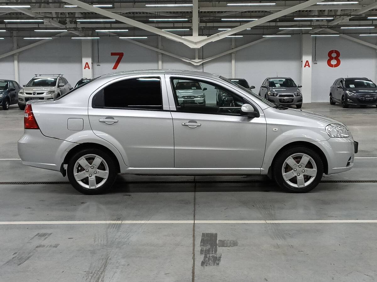 Купить Chevrolet Aveo с пробегом. Фото: #3