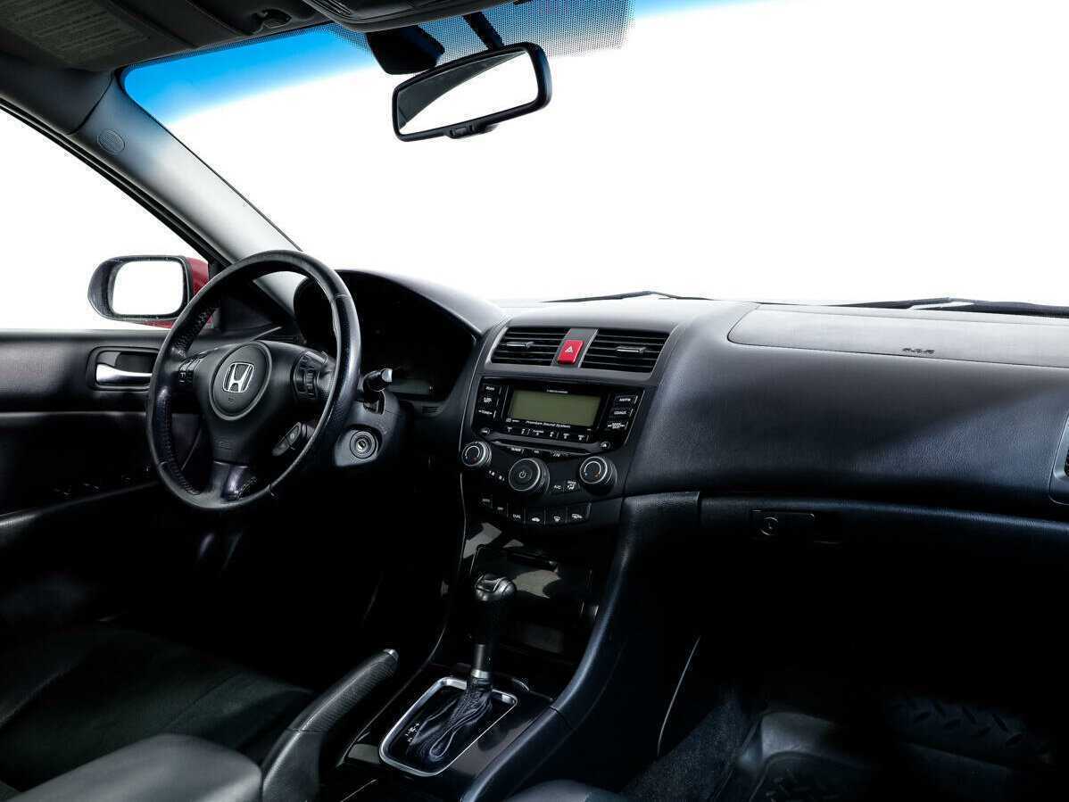Купить Honda Accord с пробегом. Фото: #8