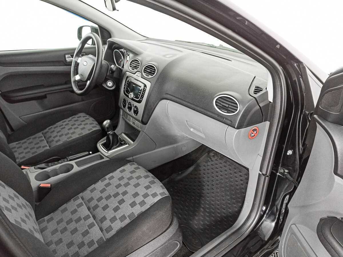 Купить Ford Focus с пробегом. Фото: #8