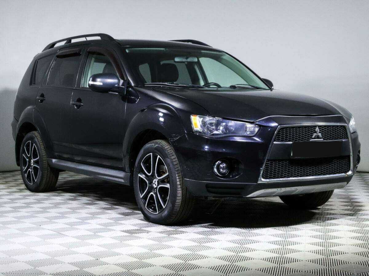 Купить Mitsubishi Outlander с пробегом. Фото: #2