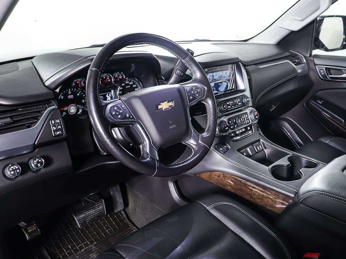 Купить Chevrolet Tahoe с пробегом. Фото: #13