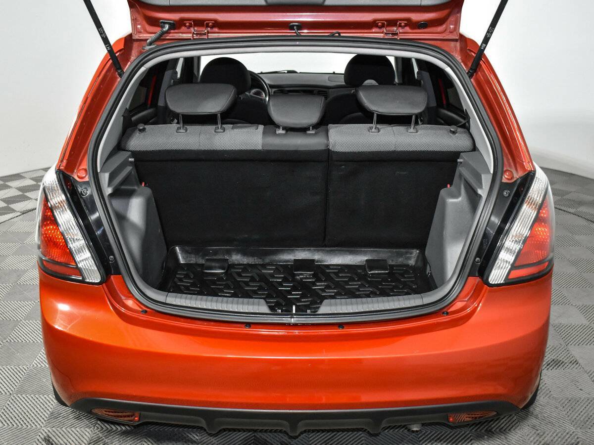 Купить Kia Rio с пробегом. Фото: #17