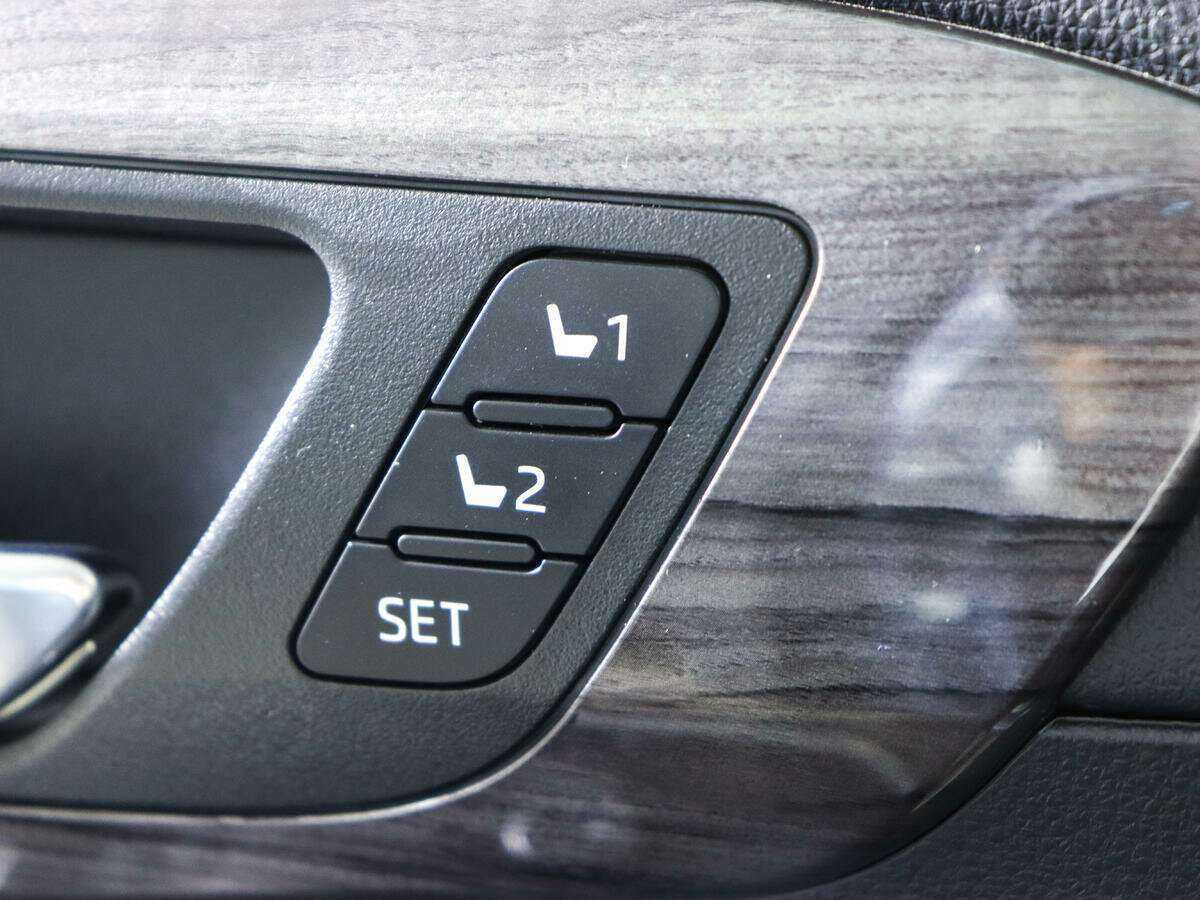 Купить Toyota Highlander с пробегом. Фото: #19