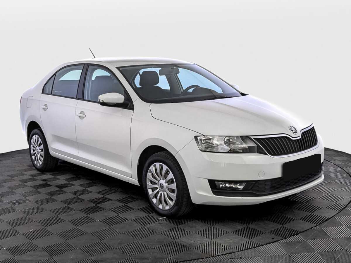 Купить Skoda Rapid с пробегом. Фото: #2