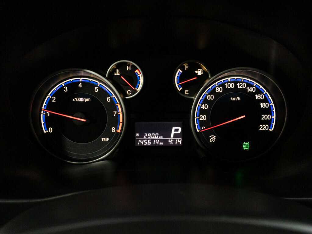 Купить Suzuki SX4 с пробегом. Фото: #11