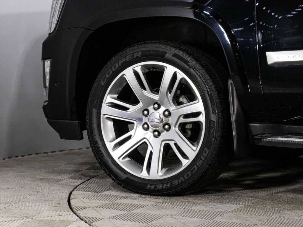 Купить Cadillac Escalade с пробегом. Фото: #32
