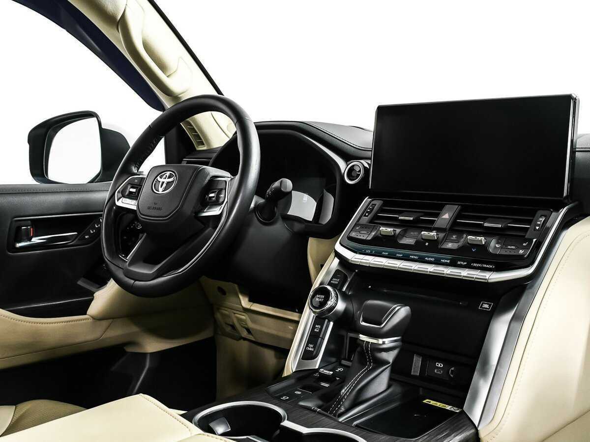 Купить Toyota Land Cruiser с пробегом. Фото: #8