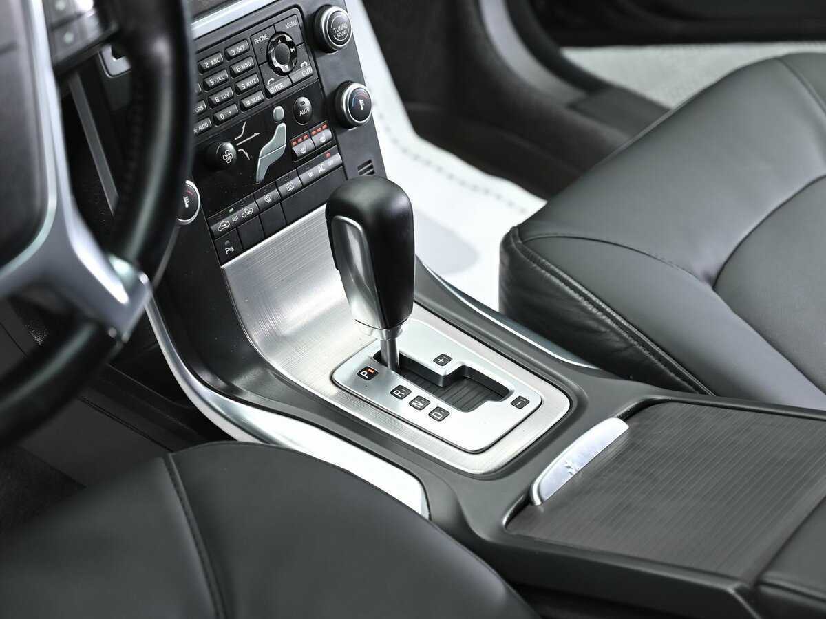 Купить Volvo S80 с пробегом. Фото: #10