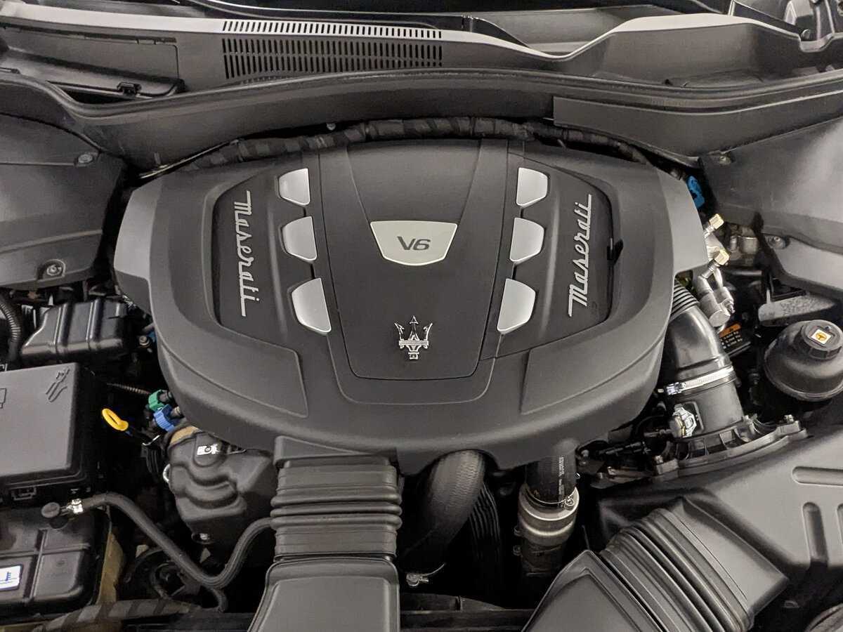 Купить Maserati Levante с пробегом. Фото: #8