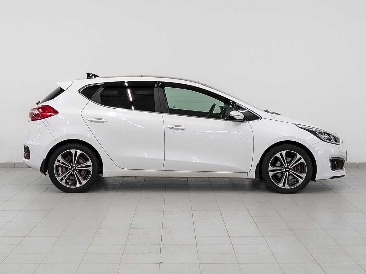 Купить Kia Ceed с пробегом. Фото: #3