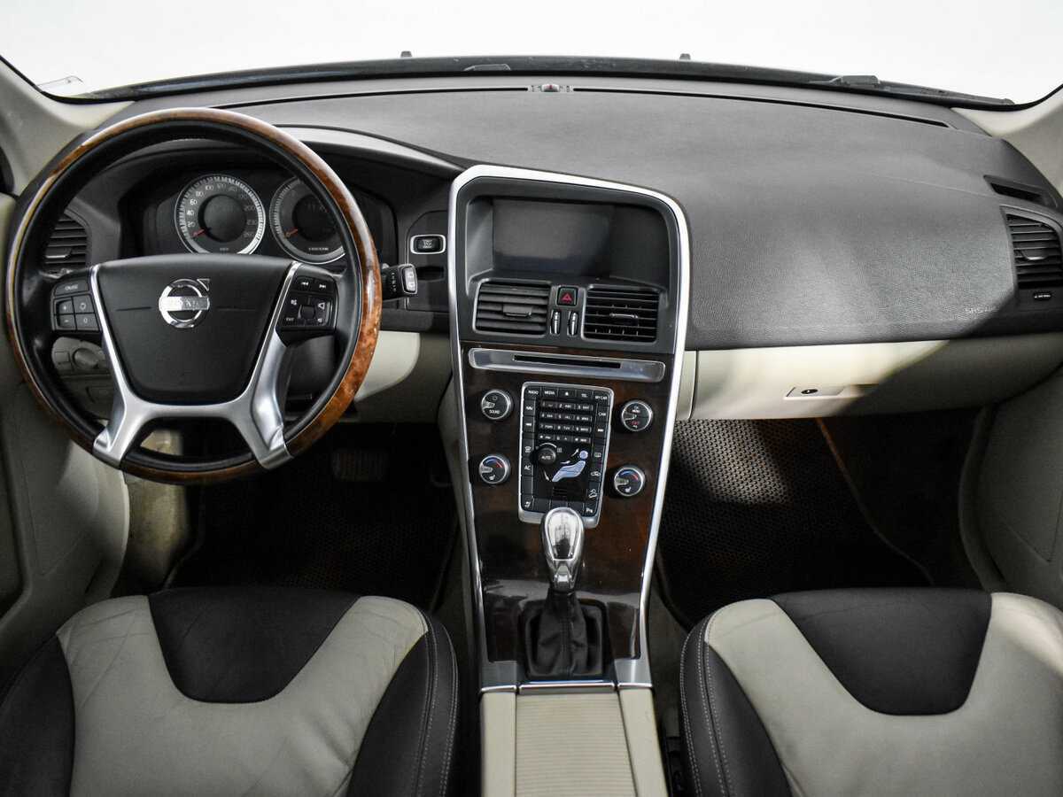 Купить Volvo XC60 с пробегом. Фото: #13