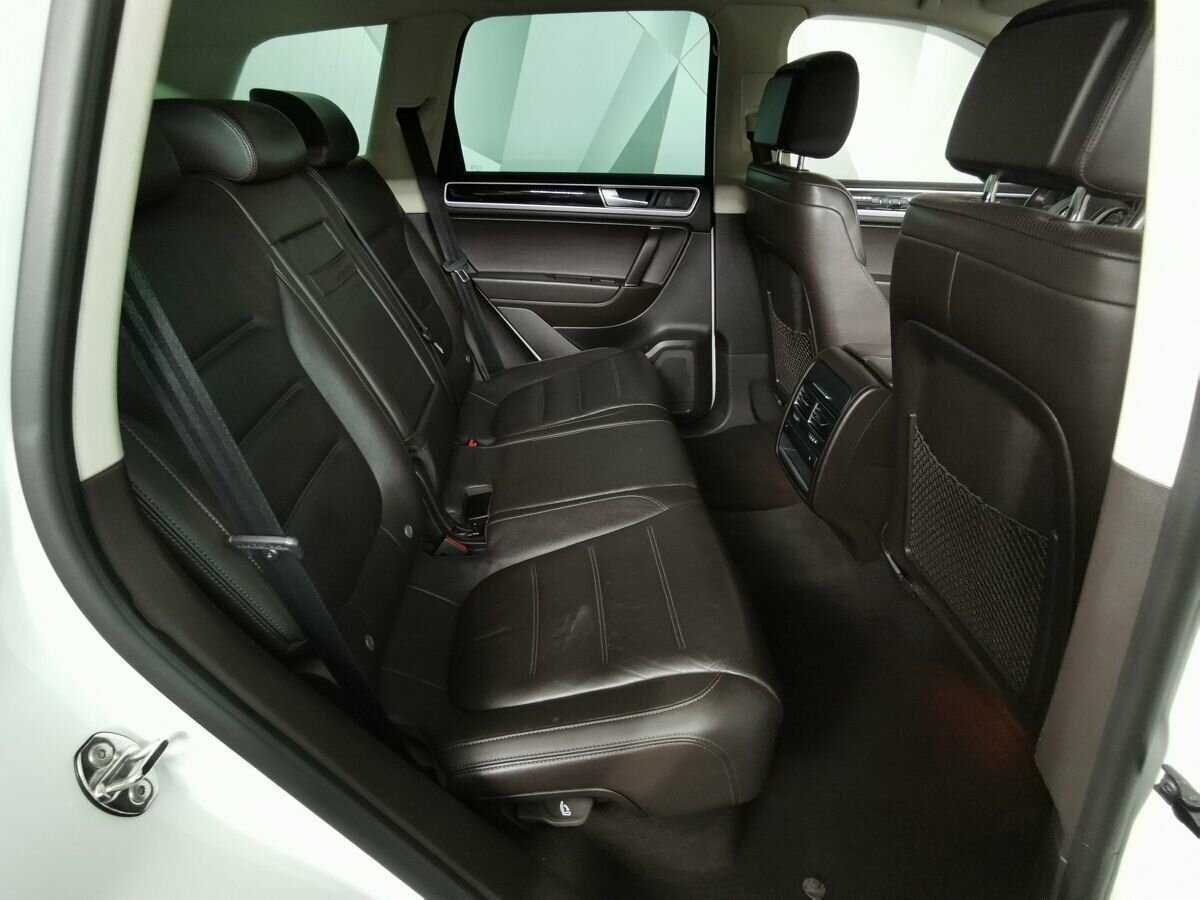 Купить Volkswagen Touareg с пробегом. Фото: #11