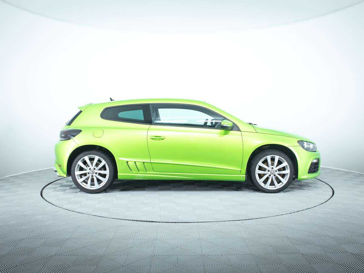Купить Volkswagen Scirocco с пробегом. Фото: #3