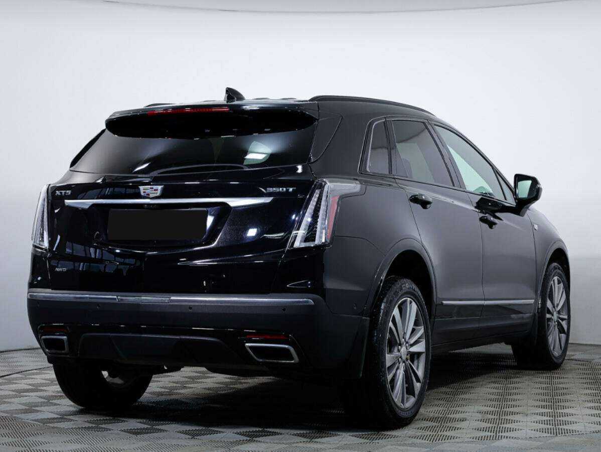 Купить Cadillac XT5 с пробегом. Фото: #3