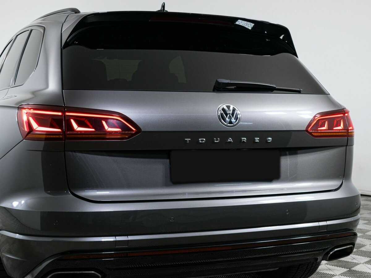 Купить Volkswagen Touareg с пробегом. Фото: #10