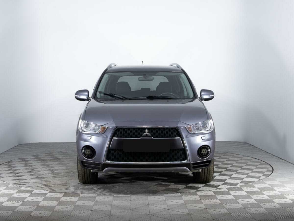 Купить Mitsubishi Outlander с пробегом. Фото: #1